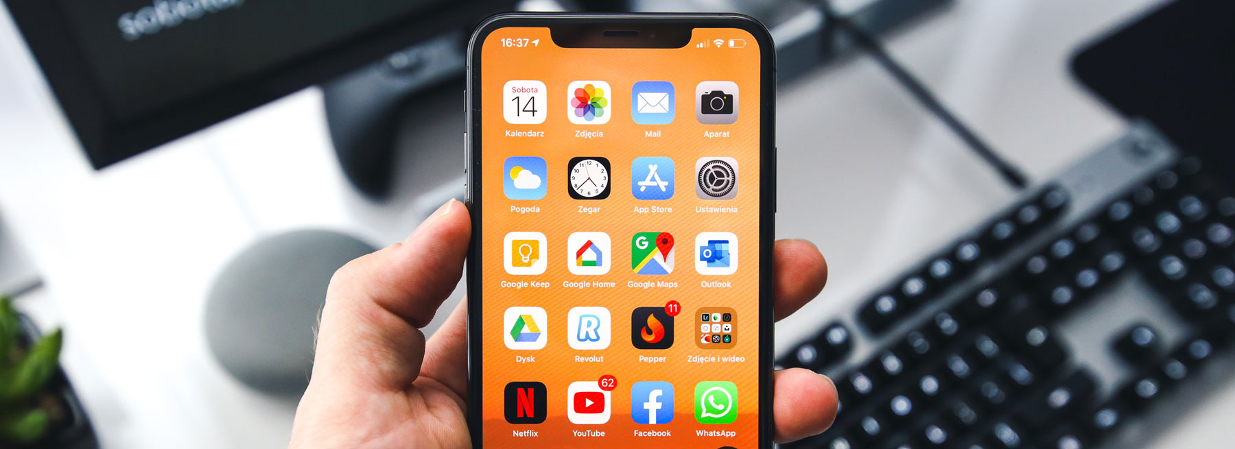 How to Easily Delete Cache and Cookies on Your iPhone