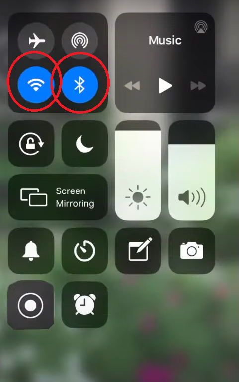 iphone-wifi-and-bluetooth-5083544