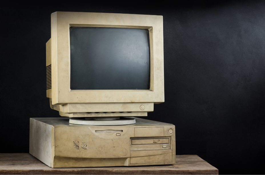 old-computer-2005074