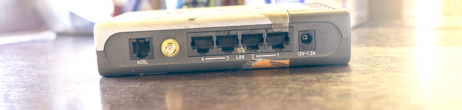 old-router-8898562