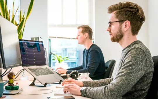 How Cybersecurity Professionals Can Turn Technical Skills into a Profitable Side Business